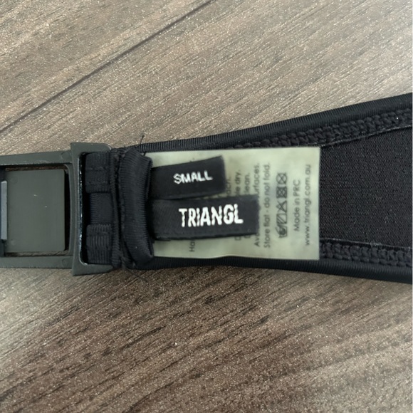 Triangl swim suit tops - Picture 5 of 5